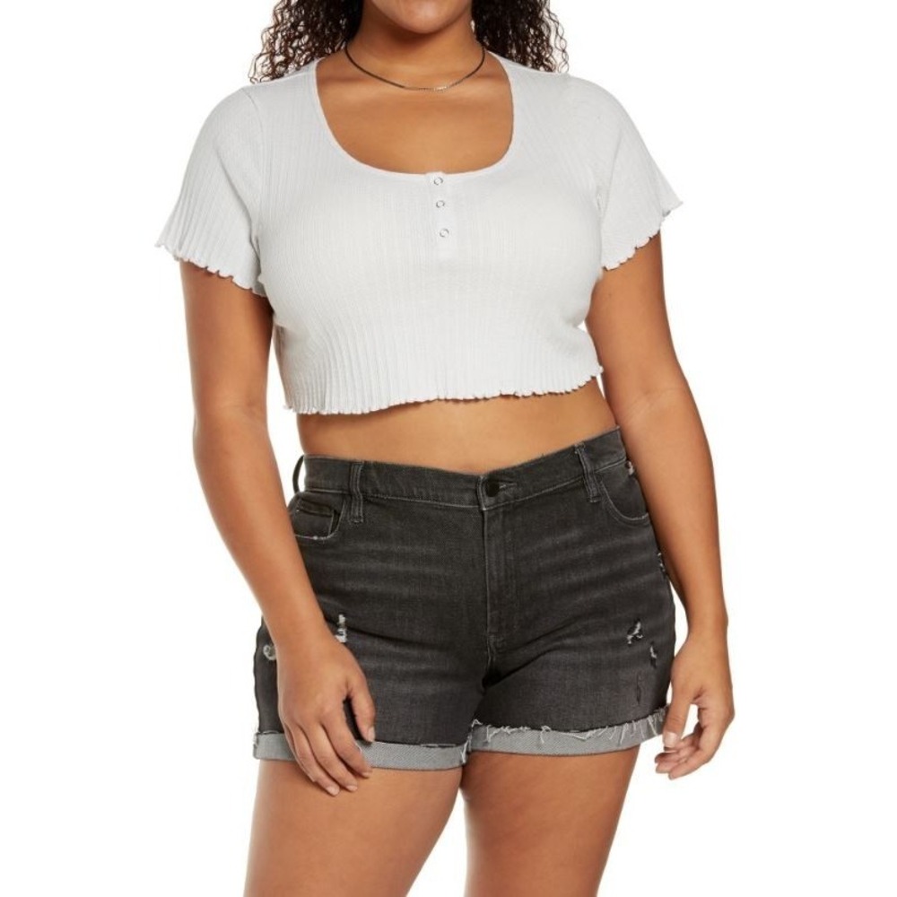 BP. Women's Short Sleeve Lettuce Edge Pointelle Rib Crop Henley Grey Fog Medium